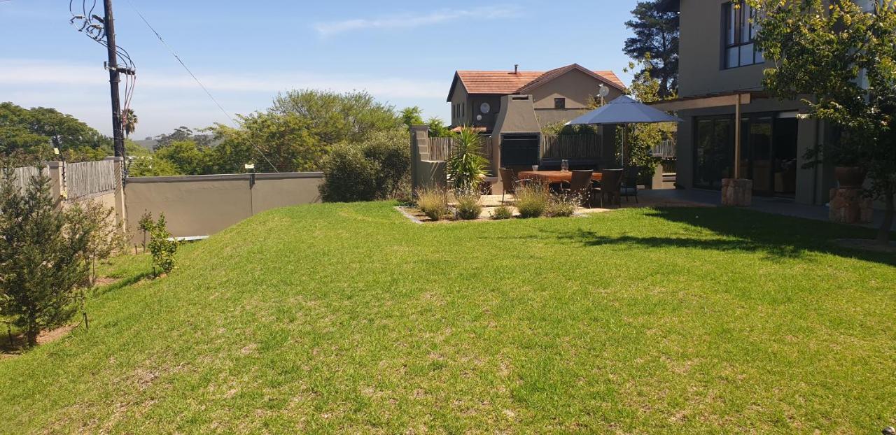 Modern Spacious Home In Heart Of Cape Winelands Somerset West Exterior photo